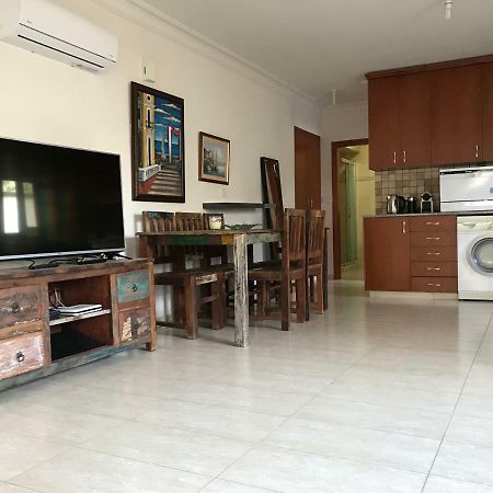 Mystra Place Nicosia Exteriör bild