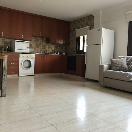 Mystra Place Nicosia Exteriör bild