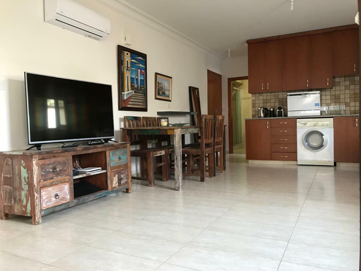 Mystra Place Nicosia Exteriör bild